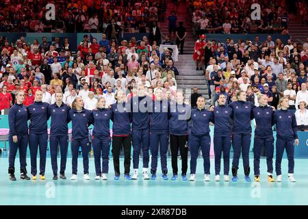 Squadra norvegese, pallamano, semifinale femminile tra Norvegia e Danimarca durante i Giochi Olimpici di Parigi 2024 l'8 agosto 2024 allo stadio Pierre Mauroy di Villeneuve-d'Ascq vicino Lille, Francia - foto Laurent Sanson/Panoramic/DPPI Media Credit: DPPI Media/Alamy Live News Foto Stock