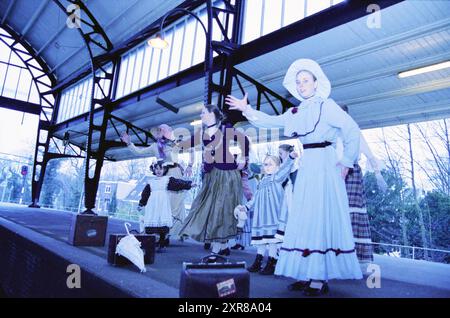 Haya Maela Ballet, Haarlem, Paesi Bassi, 19-03-2002, Whizgle Dutch News: Immagini storiche su misura per il futuro. Esplora il passato dei Paesi Bassi con prospettive moderne attraverso le immagini delle agenzie olandesi. Colmare gli eventi di ieri con gli approfondimenti di domani. Intraprendi un viaggio senza tempo con storie che plasmano il nostro futuro. Foto Stock