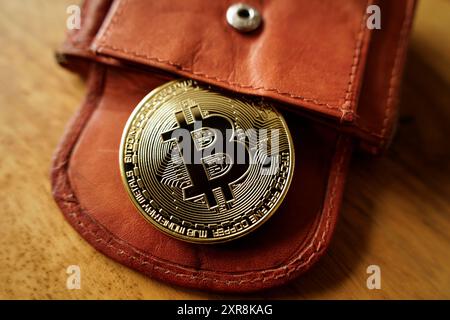 Moneta Bitcoin. Immagine simbolica sul soggetto della criptovaluta Foto Stock