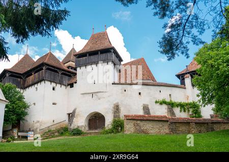 La chiesa fortificata di Viscri è una chiesa fortificata luterana a Viscri, nella contea di Brașov, nella regione della Transilvania della Romania Foto Stock