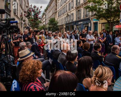 FRANCIA-PARIGI-POLITICA-TERRORISMO-EBRAICO-USA cerimonia commemorativa dell'attentato del 9 agosto 1982 a rue des Rosiers nel cuore del quartiere ebraico di Parigi che ha ucciso 6 e ferito 22 persone. A Parigi, 9 agosto 2024. PARIGI ILE-DE-FRANCE FRANCIA COPYRIGHT: XANDREAXSAVORANIXNERIX FRANCE-PARIS-POLITICS-TERRORISM- ASAVORANINERI-19 Foto Stock