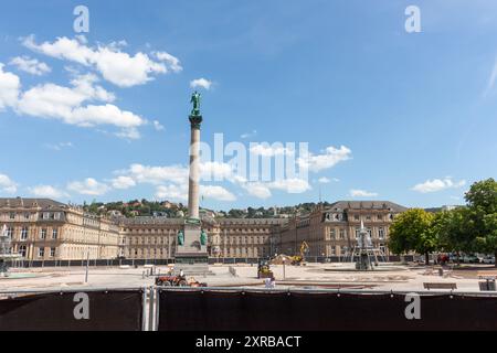 STOCCARDA, GERMANIA - 6 AGOSTO 2024: La piazza principale di Stoccarda è in fase di ricostruzione ed è chiusa al pubblico Foto Stock