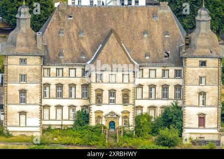 Luftbild, ehemalige Deutschordenskommende Mülheim Schloss, Sichtigvor, Warstein, Sauerland, Nordrhein-Westfalen, Deutschland ACHTUNGxMINDESTHONORARx60xEURO *** Vista aerea, ex castello Deutschordenskommende Mülheim, Sichtigvor, Warstein, Sauerland, Renania settentrionale-Vestfalia, Germania ACHTUNGxMINDESTHONORARx60xEURO Foto Stock