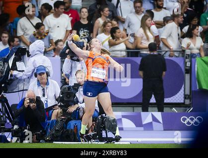 PARIGI - Jessica Schilder in azione durante la finale dell'evento shot put alle competizioni olimpiche di atletica leggera. ANP REMKO DE WAAL Foto Stock