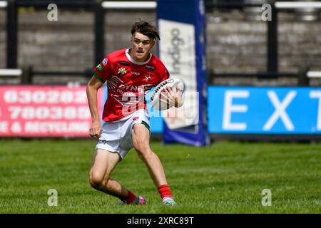 Neath, Galles. 3 agosto 2024. Ralf Roberts del Galles in azione durante la finale Under 16 Four Nations Rugby League tra Galles e Inghilterra Community Lions al Lextan Gnoll di Neath, Galles, Regno Unito, il 3 agosto 2024. Crediti: Duncan Thomas/Majestic Media. Foto Stock