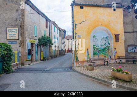 Francia, Provenza, Gola del Verdon, la Palud-sur-Verdon, vista del villaggio Foto Stock