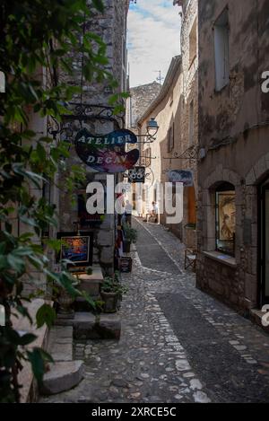 Vicolo di Saint-Paul-de-Vence, Provenza-Alpi-Costa Azzurra, Francia Foto Stock