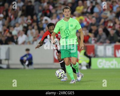 Londra, Regno Unito. 09 agosto 2024. Londra, Inghilterra, 09 agosto 2024: Kevin Behrens (17 VfL Wolfsburg) durante l'amichevole tra Brentford e Wolfsburg al Gtech Community Stadium di Londra, Inghilterra. (Jay Patel/SPP) credito: SPP Sport Press Photo. /Alamy Live News Foto Stock