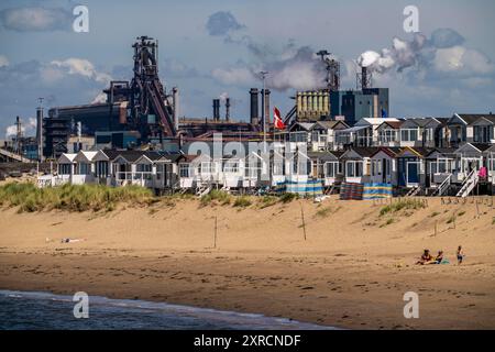 Le acciaierie e fonderie Tata Steel a IJmuiden, Velsen, Olanda settentrionale, Paesi Bassi, la più grande zona industriale dei Paesi Bassi, 2 altiforni, Foto Stock