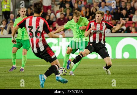 Londra, Regno Unito. 09 agosto 2024. Londra, Inghilterra, 09 agosto 2024: Kevin Behrens (17 VfL Wolfsburg) in azione durante l'amichevole tra Brentford e Wolfsburg al Gtech Community Stadium di Londra, Inghilterra. (Pedro Porru/SPP) credito: SPP Sport Press Photo. /Alamy Live News Foto Stock