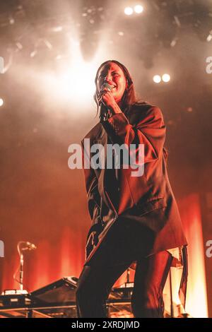 Skanderborg, Danimarca. 09 agosto 2024. Il duo synthpop svedese icona Pop esegue un concerto dal vivo durante il festival di musica danese SmukFest 2024 a Skanderborg. Credito: Gonzales Photo/Alamy Live News Foto Stock