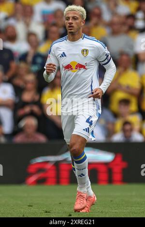 Ethan Ampadu di Leeds United durante il match per il titolo Sky Bet Leeds United vs Portsmouth a Elland Road, Leeds, Regno Unito, 10 agosto 2024 (foto di Mark Cosgrove/News Images) Foto Stock