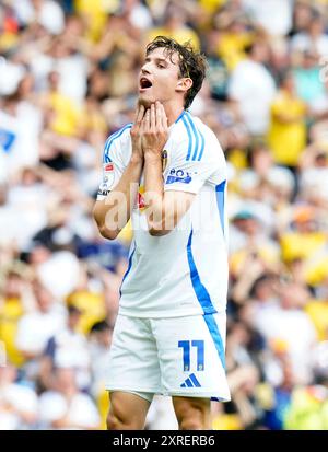 Brenden Aaronson del Leeds United reagisce dopo aver perso una chance durante lo Sky Bet Championship match a Elland Road, Leeds. Data foto: Sabato 10 agosto 2024. Foto Stock