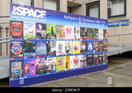 Edinburgh Fringe Show manifesti pubblicitari, Edimburgo, Scozia, Regno Unito Foto Stock