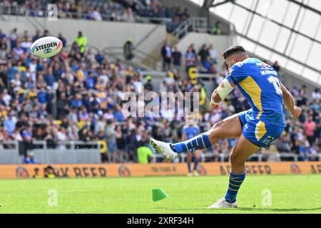 Leeds, Regno Unito. 10 agosto 2024. Rhyse Martin di Leeds Rhinos si converte per farne 6-0 Leeds durante la partita Betfred Super League Round 21 Leeds Rhinos vs Wigan Warriors al Headingley Stadium di Leeds, Regno Unito, 10 agosto 2024 (foto di Cody Froggatt/News Images) a Leeds, Regno Unito il 8/10/2024. (Foto di Cody Froggatt/News Images/Sipa USA) credito: SIPA USA/Alamy Live News Foto Stock