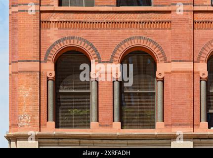 Dettaglio: 47 Hudson Street, Tribeca West Historic District, fabbrica di mattoni e pietre/magazzino/edificio per uffici convertito in residenziale. Foto Stock