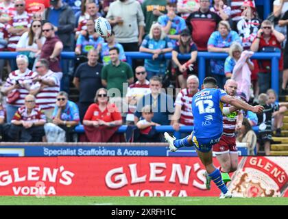 Leeds, Regno Unito. 10 agosto 2024. Rhyse Martin di Leeds Rhinos Converts Make IT 24-0 Leeds durante la partita Betfred Super League Round 21 Leeds Rhinos vs Wigan Warriors al Headingley Stadium di Leeds, Regno Unito, 10 agosto 2024 (foto di Cody Froggatt/News Images) a Leeds, Regno Unito il 8/10/2024. (Foto di Cody Froggatt/News Images/Sipa USA) credito: SIPA USA/Alamy Live News Foto Stock