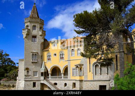 Cascais, Portogallo. Parco e museo Condes de Castro Guimarães. 22 marzo 2017 Foto Stock