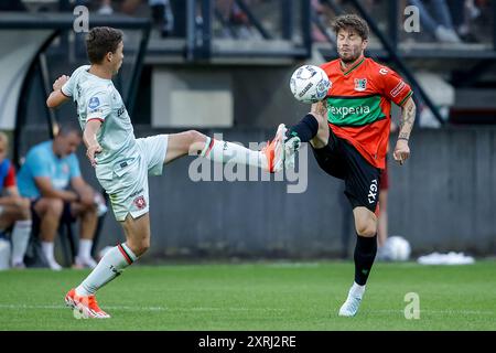 Nijmegen, Paesi Bassi. 10 agosto 2024. NIJMEGEN, PAESI BASSI - 10 AGOSTO: Durante la partita olandese Eredivisie tra NEC Nijmegen e FC Twente a Goffertstadion il 10 agosto 2024 a Nijmegen, Paesi Bassi. (Foto di Broer van den Boom/Orange Pictures) credito: Orange Pics BV/Alamy Live News Foto Stock