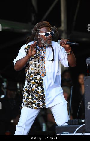 Londra, Regno Unito. 10 agosto 2024. LONDRA, INGHILTERRA - 10 AGOSTO: David Hinds di "Steel Pulse" che si esibisce al South Facing Festival, Crystal Palace Bowl il 10 agosto 2024 a Crystal Palace, Inghilterra. CAP/Mar © Mar/Capital Pictures credito: Capital Pictures/Alamy Live News Foto Stock