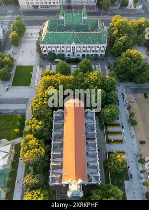 Chiesa di Egek kiralyneja nel quarto distretto di Budapest, Hugnary. Questa è la chiesa più grande di Ujpest. Situato in Piazza Szent istvan, vicino al municipio e alla u Foto Stock