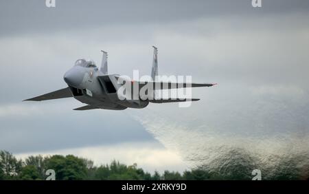 Boeing F-15QA Ababil durante l'esposizione al Royal International Air Tattoo 2024 Foto Stock