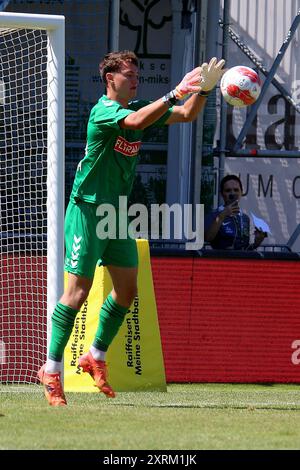 Vienna, Austria. 11 agosto 2024. VIENNA, AUSTRIA - 11 AGOSTO: Lukas Jungwirth di Admira ha il ballo durante l'ammiraglio 2. Partita di Liga tra il primo Vienna FC 1894 e l'Admira Wacker a Naturarena Hohe Warte l'11 agosto 2024 a Vienna, Austria.240811 SEPA 29 058 - 20240811 PD7835 credito: APA-PictureDesk/Alamy Live News Foto Stock