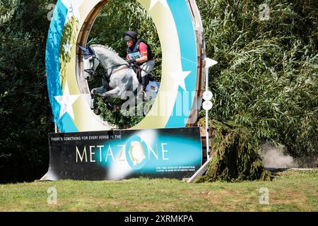 Andrew Heffernan dei Paesi Bassi con Gideon II durante il crosscountry CCI4*S al Five Star International Hartpury Horse Trials del 10 agosto 2024, Hartpury, Regno Unito (foto di Maxime David - MXIMD Pictures) Foto Stock