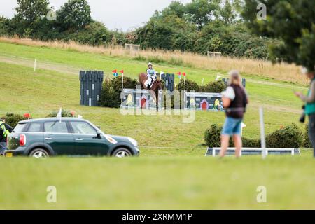 Gemma Stevens della Gran Bretagna con Jalapeno III durante il crosscountry CCI4*S al NAF Five Star International Hartpury Horse Trials il 10 agosto 2024, Hartpury, Regno Unito (foto di Maxime David - MXIMD Pictures) Foto Stock