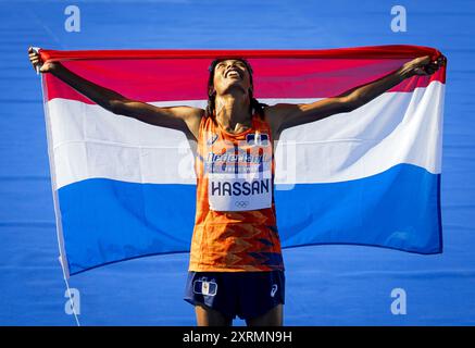 PARIGI - Sifan Hassan vince la maratona femminile ai Giochi Olimpici. La maratona viene tradizionalmente eseguita nell'ultimo fine settimana dei Giochi. ANP ROBIN VAN LONKHUIJSEN Foto Stock