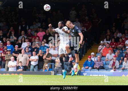 Southend Utd contro York City nel 2024-25 Vanarama National League a Roots Hall. Primo gioco sotto nuova proprietà COSU. Gus Scott-Morriss di Southend Foto Stock