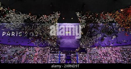 Parigi, Francia. 11 agosto 2024. La cerimonia di chiusura dei Giochi Olimpici di Parigi 2024 si tiene a Parigi, Francia, l'11 agosto 2024. Crediti: Xia Yifang/Xinhua/Alamy Live News Foto Stock