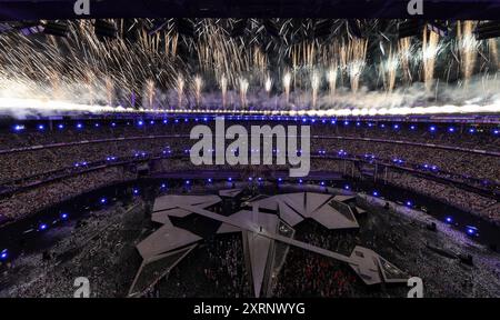 Parigi, Francia. 11 agosto 2024. La cerimonia di chiusura dei Giochi Olimpici di Parigi 2024 si tiene a Parigi, Francia, l'11 agosto 2024. Crediti: Xia Yifang/Xinhua/Alamy Live News Foto Stock