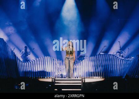 Copenaghen, Danimarca. 09 agosto 2024. La cantante e cantautrice inglese Jorja Smith esegue un concerto dal vivo durante il festival di musica danese Syd for Solen 2024 a Copenaghen Foto Stock