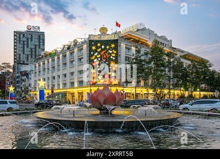 Fontana musicale Nguyen Hue e Rex Hotel, Saigon - ho chi Minh City, Vietnam Foto Stock