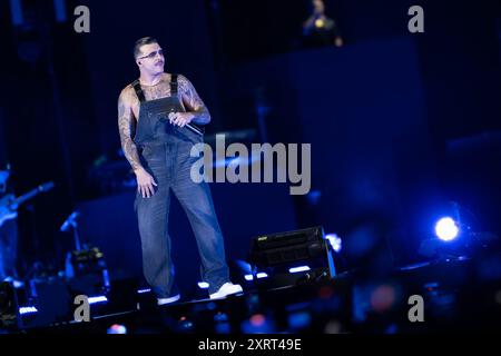 Napoli, Italia. 21 giugno 2024. Il rapper italiano Geolier, si è esibito dal vivo allo Stadio Maradona di Napoli. Credito: SOPA Images Limited/Alamy Live News Foto Stock