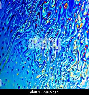 Bolle di sapone attraverso un obiettivo macro. Foto Stock