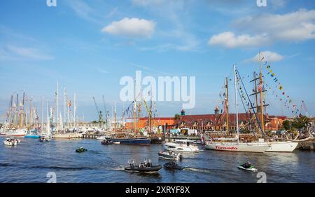 SZCZECIN, POLONIA - 3 AGOSTO 2024: La finale delle Tall Ships Races 2024 a Lasztownia Island a Szczecin. Foto Stock