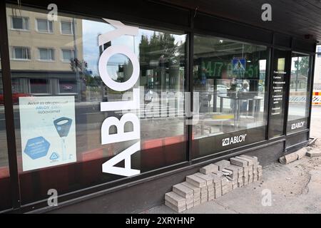 Rovaniemi, Finlandia - 27 luglio 2024: L'insegna ABLOY sul negozio di chiavi nella città finlandese settentrionale di Rovaniemi. Foto Stock