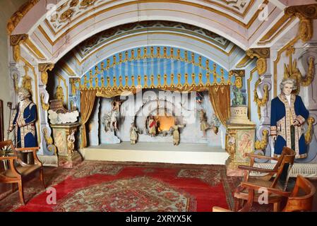 Teatro dei burattini nel Palazzo Borromeo sull'Isola madre, una delle isole Borromee sul Lago maggiore. Foto Stock