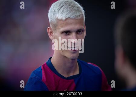 Dani Olmo (FC Barcelona) sorride durante un Joan Gamper Trophy all'Estadi Olimpic Lluis Companys di Barcellona, Spagna, il 12 agosto 2024. Foto di Felipe Mondino Foto Stock