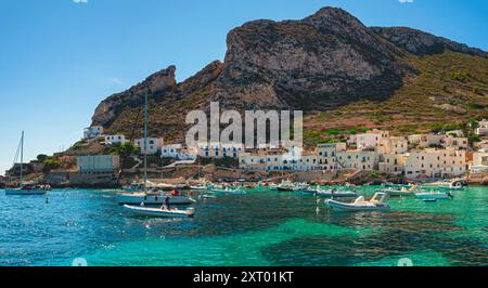 Un veiw dell isola di Levanzo, Sicilia, Italia Foto Stock