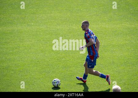 LONDRA, INGHILTERRA - 11 AGOSTO: Adam Wharton del Crystal Palace durante la partita amichevole pre-stagionale tra Crystal Palace e FC Nantes al Selhurst Park On Foto Stock