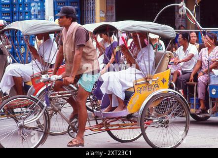 Sfilata religiosa di strada a Pattaya, Thailandia Foto Stock