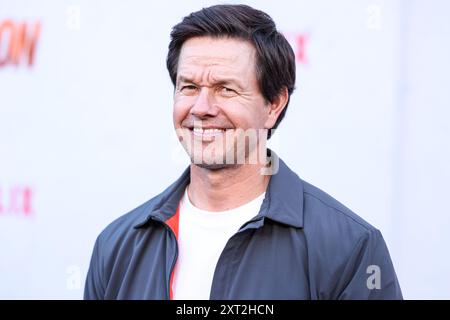 Hollywood, Stati Uniti. 12 agosto 2024. HOLLYWOOD, LOS ANGELES, CALIFORNIA, USA - 12 AGOSTO: Mark Wahlberg arriva alla premiere di Los Angeles di "The Union" di Netflix tenutasi all'Egyptian Theatre Hollywood il 12 agosto 2024 a Hollywood, Los Angeles, California, Stati Uniti. (Foto di Xavier Collin/Image Press Agency) credito: Image Press Agency/Alamy Live News Foto Stock