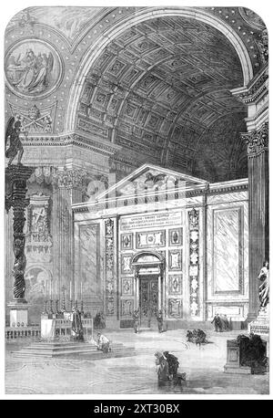 Concilio ecclesiastico a Roma: Transetto sud di San Pietro, organizzato per le cerimonie di apertura, 1870. "L'arco che carica sulla Cappella del Sacramento era l'unico sul lato nord che non era nascosto. L'ultimo arco era incastonato con un paravento di legno, con una porta che costituiva uno degli ingressi della sala del Consiglio...lo schermo, anche se di legno, ha un effetto architettonico tale da armonizzarsi molto bene con il grandioso interno della cattedrale. È dipinto a imitazione di vari marmi, simili a quelli con cui è finito l'interno di San Pietro Foto Stock