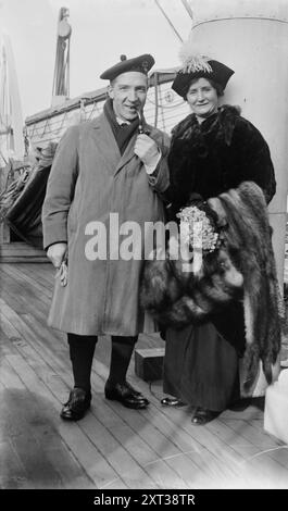 Harry Lauder e moglie, 1914 anni. Mostra l'intrattenitore scozzese Harry Lauder (1870-1950) e sua moglie Ann "Nancy" Vallance. Foto Stock