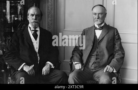 Hughes &amp; Fairbanks, 1916. Mostra lo statista e avvocato Charles Evans Hughes (1862-1948) con il politico Charles Warren Fairbanks (1852-1918). Foto Stock