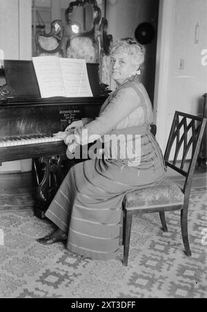 Teresa Carreno, tra il 1915 e il 1917. Mostra la pianista e compositrice venezuelana Mari&#xb4;a Teresa Carreno Garci&#xb4;a de Sena (1853-1917). Foto Stock