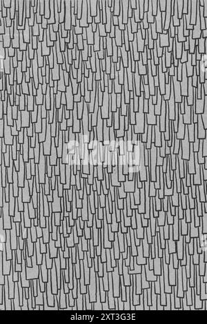 Questa illustrazione presenta un complesso schema di linee verticali astratte in scala di grigi, che offrono una texture distintiva che ricorda la vernice incrinata Foto Stock